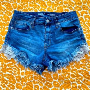 High Rise crochet Mossimo shorts